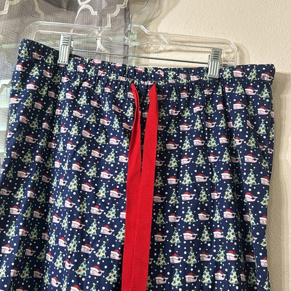 Vineyard Vines Santa Whale Pajamas size Small - Picture 2 of 4
